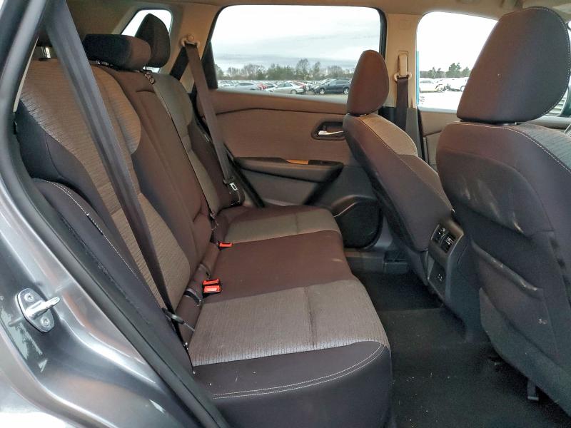 Фото 11 - NISSAN ROGUE