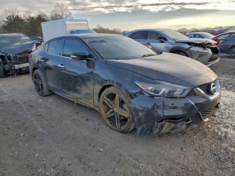 Фото 4 - NISSAN MAXIMA