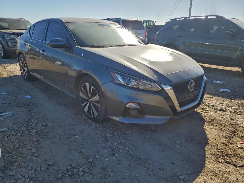 Фото 4 - NISSAN ALTIMA