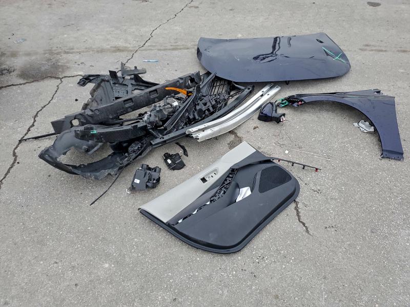 Фото 12 - TOYOTA COROLLA