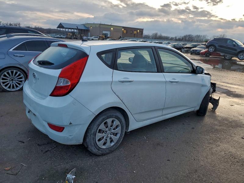 Фото 3 - HYUNDAI ACCENT