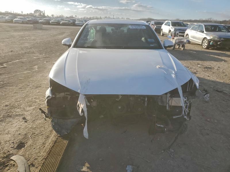 Фото 5 - AUDI A4