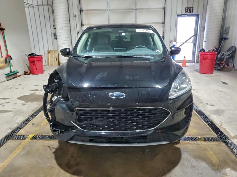 Фото 5 - FORD ESCAPE