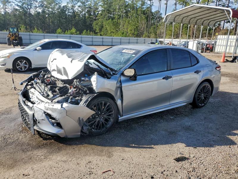 Фото 1 - TOYOTA CAMRY