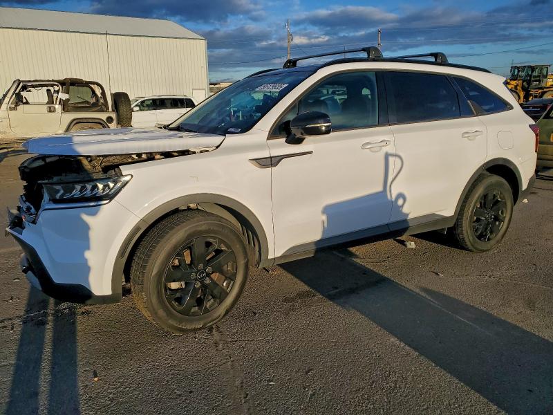 Фото 1 - KIA SORENTO