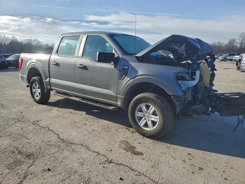 Фото 4 - FORD F-150