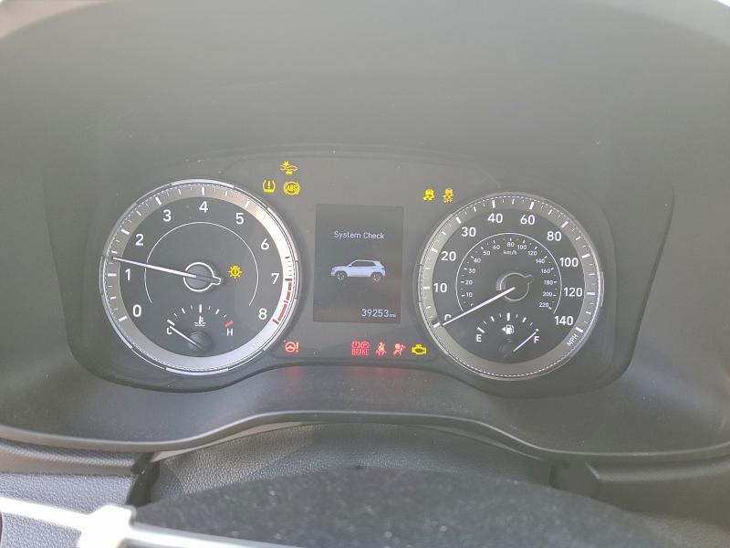 Фото 9 - HYUNDAI VENUE