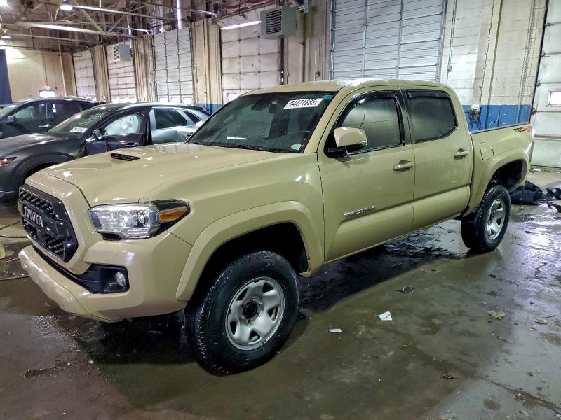 Фото 1 - TOYOTA TACOMA