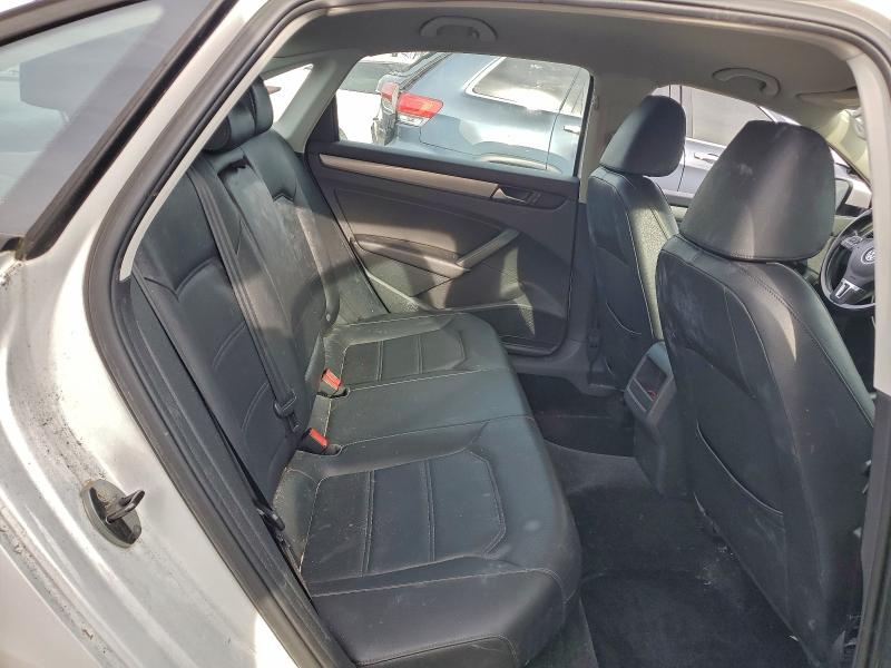 Фото 10 - VOLKSWAGEN PASSAT