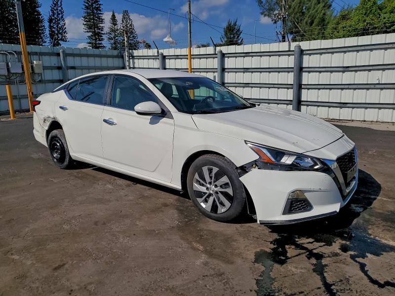 Фото 4 - NISSAN ALTIMA