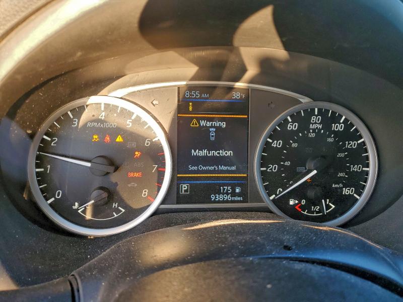 Фото 9 - NISSAN SENTRA