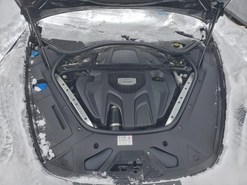 Фото 11 - PORSCHE PANAMERA