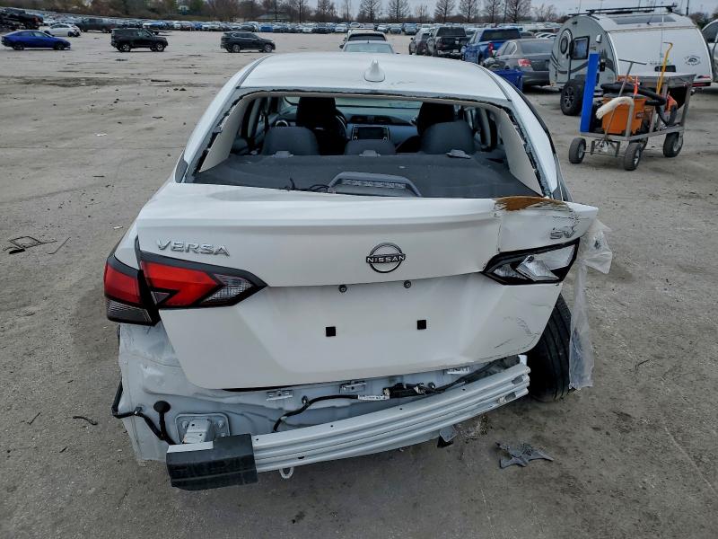 Фото 6 - NISSAN VERSA