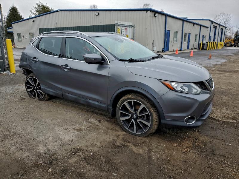 Фото 4 - NISSAN ROGUE