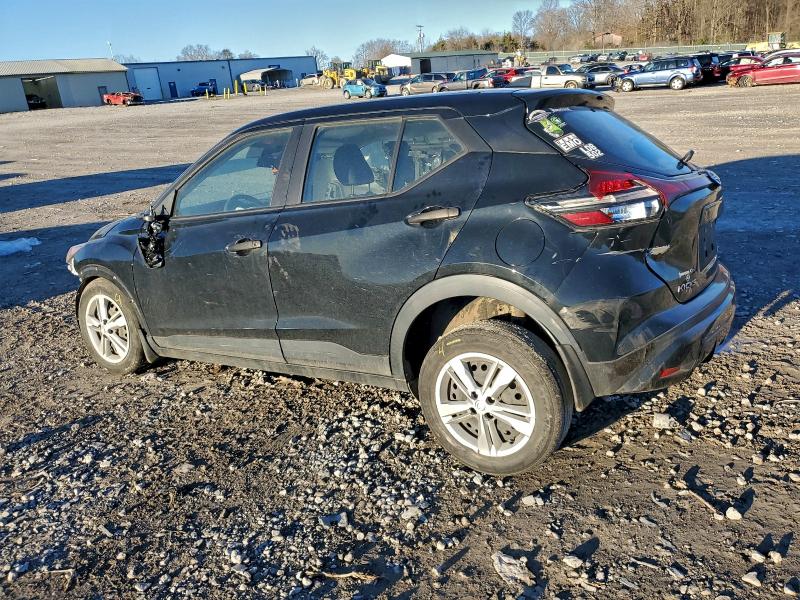 Фото 2 - NISSAN KICKS