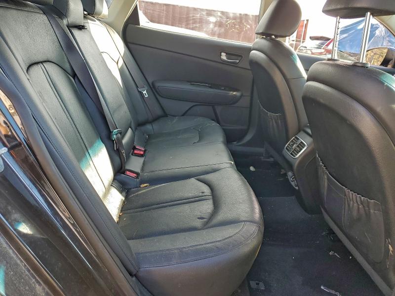 Фото 10 - KIA OPTIMA