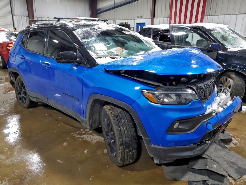 Фото 4 - JEEP COMPASS