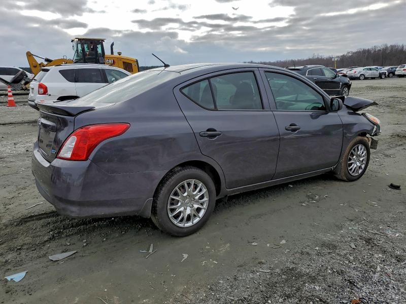 Фото 3 - NISSAN VERSA