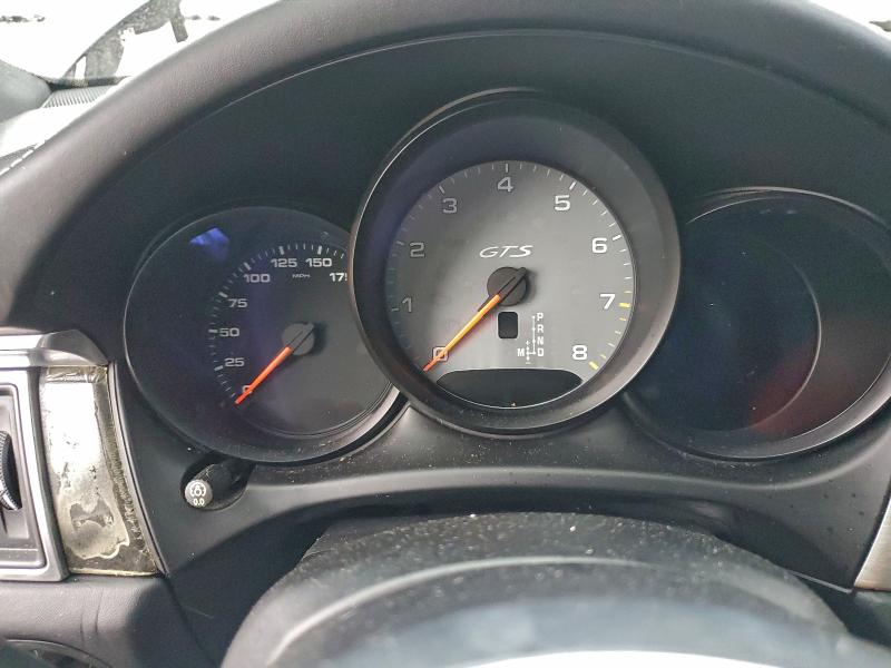 Фото 9 - PORSCHE MACAN