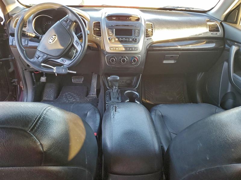 Фото 8 - KIA SORENTO