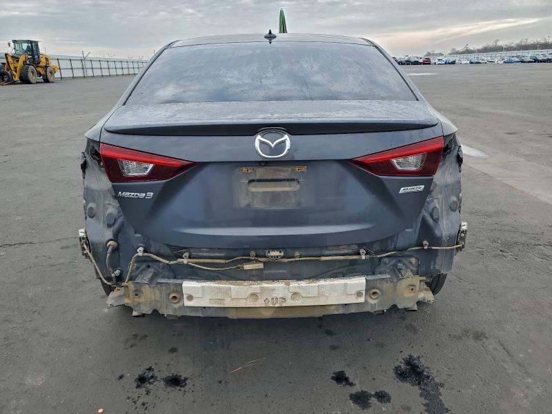 Фото 6 - MAZDA 3