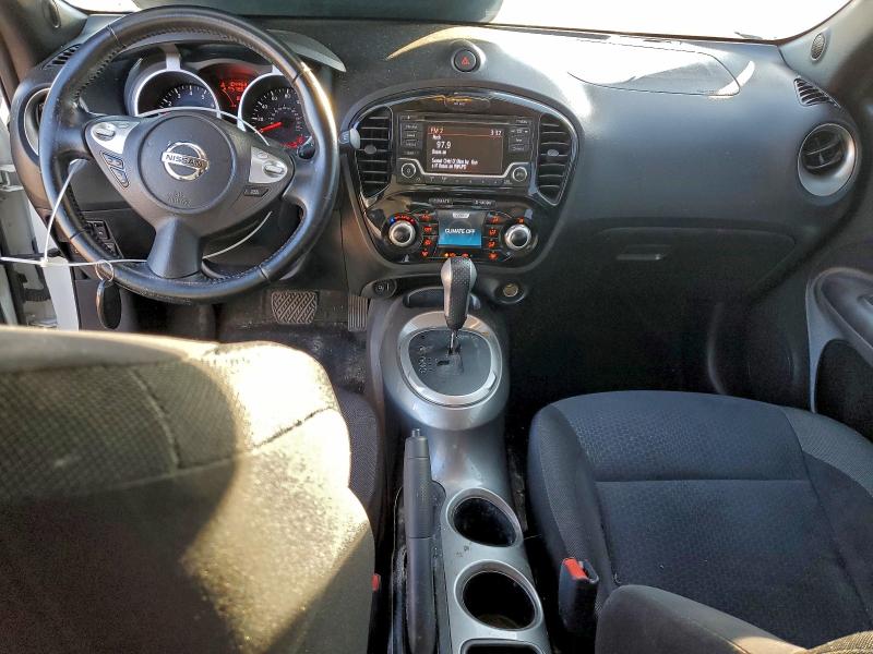 Фото 8 - NISSAN JUKE