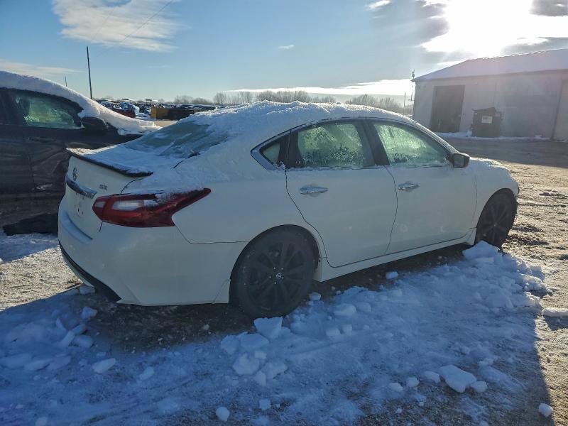 Фото 3 - NISSAN ALTIMA