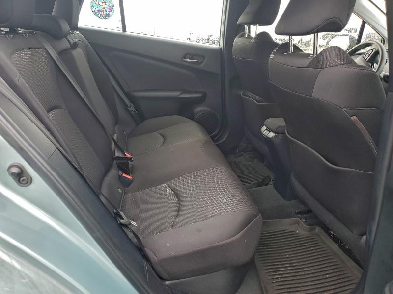 Фото 10 - TOYOTA PRIUS