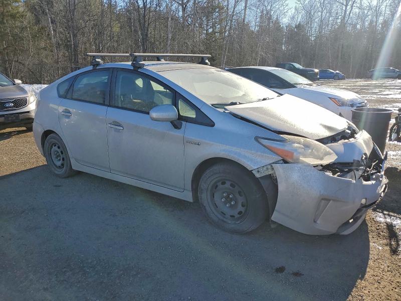 Фото 4 - TOYOTA PRIUS