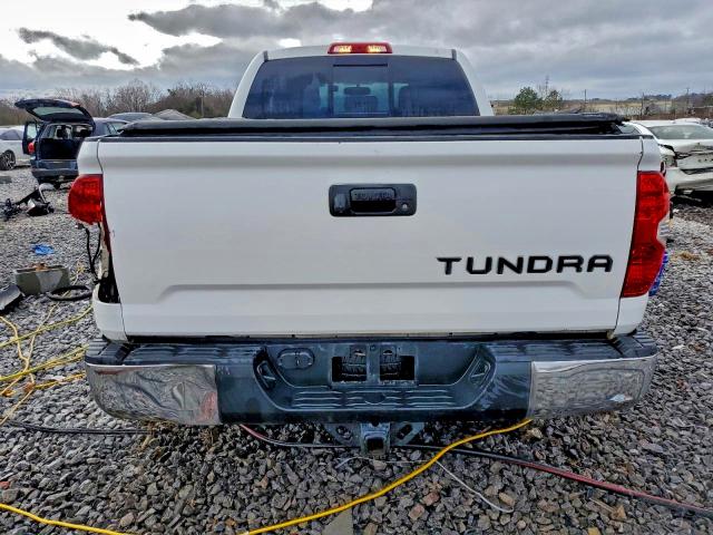 Фото 6 - TOYOTA TUNDRA