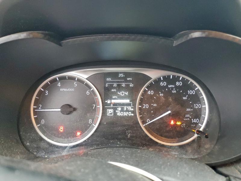 Фото 9 - NISSAN VERSA