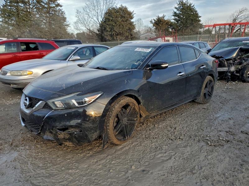 Фото 1 - NISSAN MAXIMA
