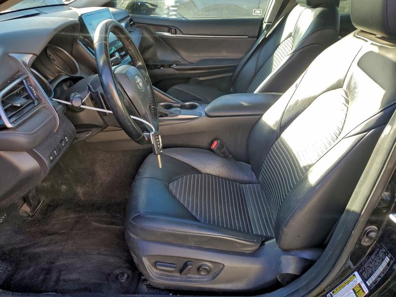 Фото 7 - TOYOTA CAMRY