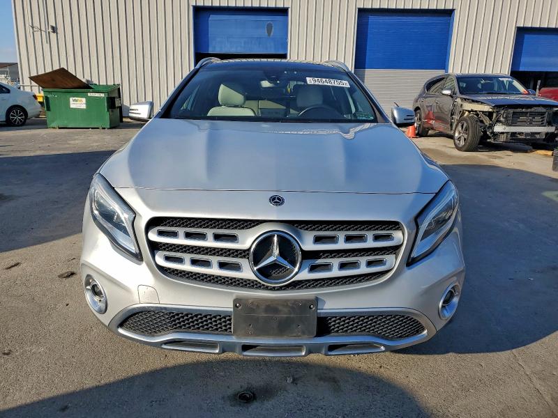 Фото 5 - MERCEDES-BENZ GLA-CLASS