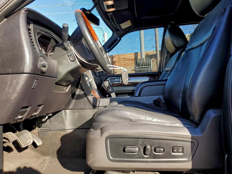 Фото 7 - LINCOLN NAVIGATOR