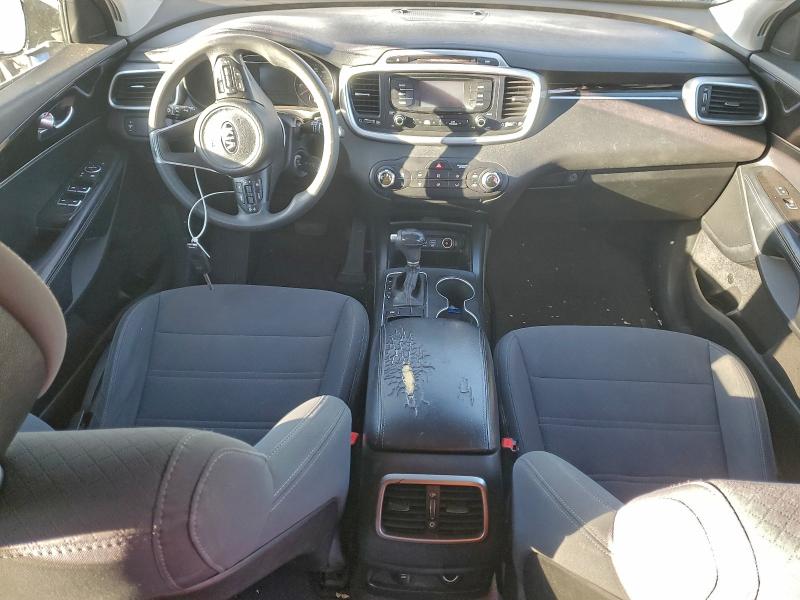 Фото 8 - KIA SORENTO