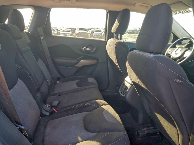 Фото 10 - JEEP GRAND CHER