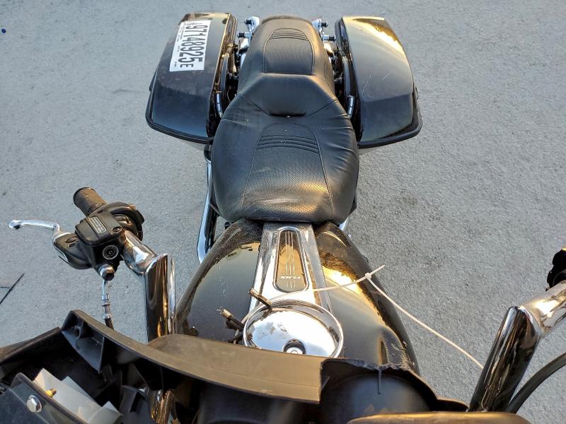 HARLEY-DAVIDSON FL 2010