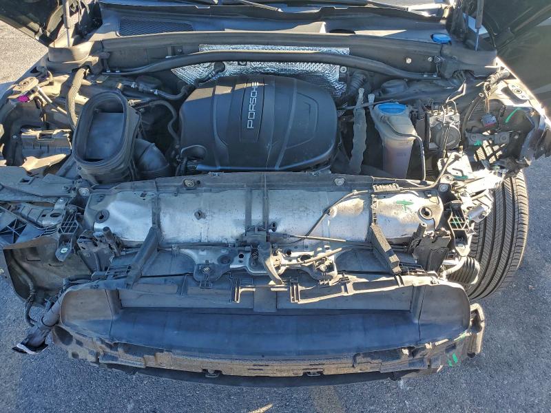 Фото 11 - PORSCHE MACAN