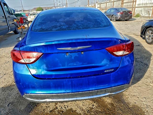 Фото 6 - CHRYSLER 200
