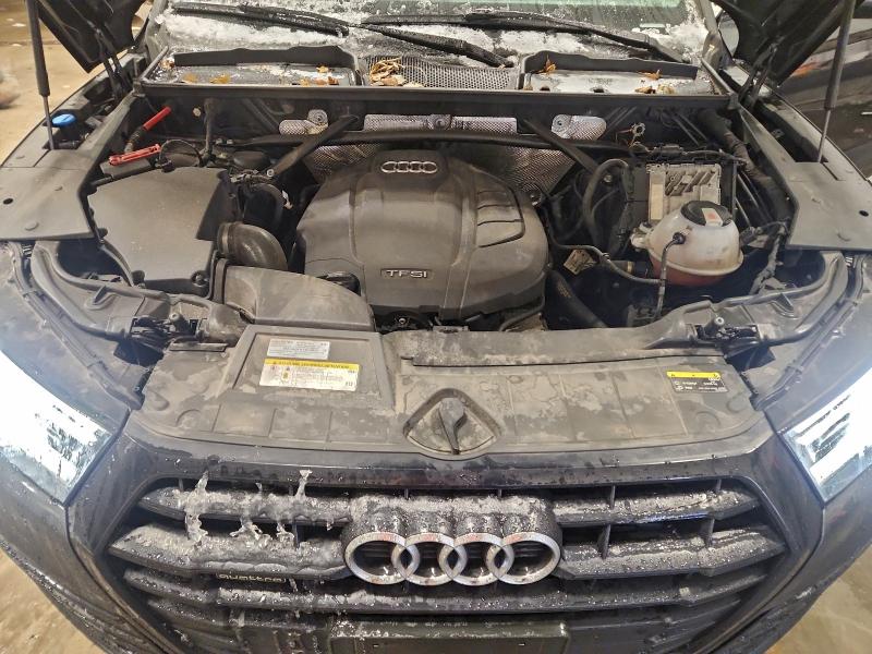 Фото 12 - AUDI Q5