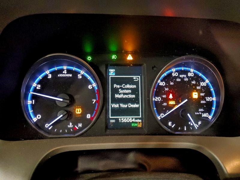 Фото 9 - TOYOTA RAV4