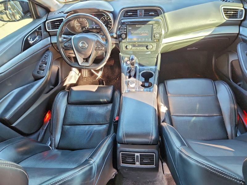 Фото 8 - NISSAN MAXIMA