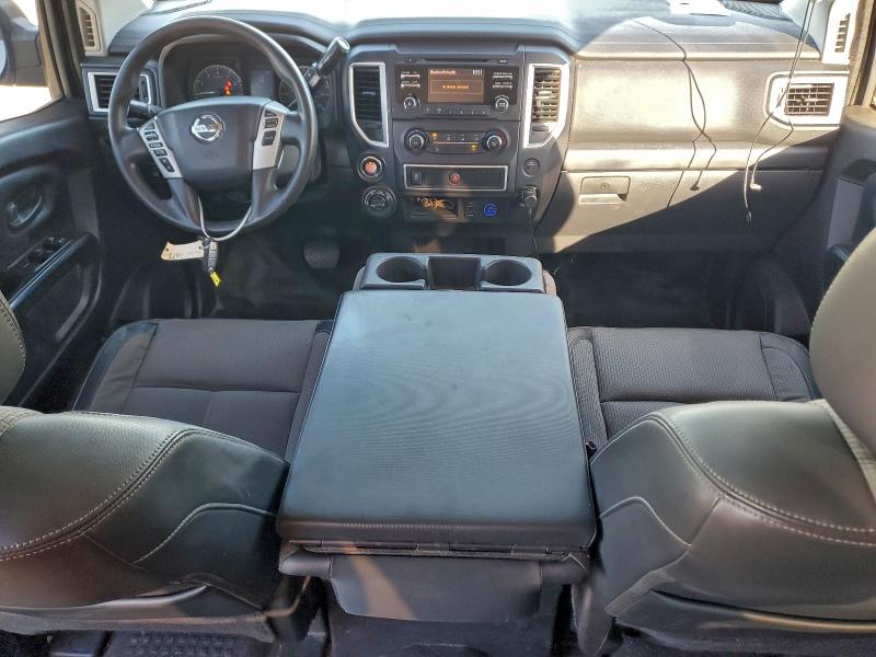 NISSAN TITAN 2017 VIN 1N6AA1EJ7HN520734