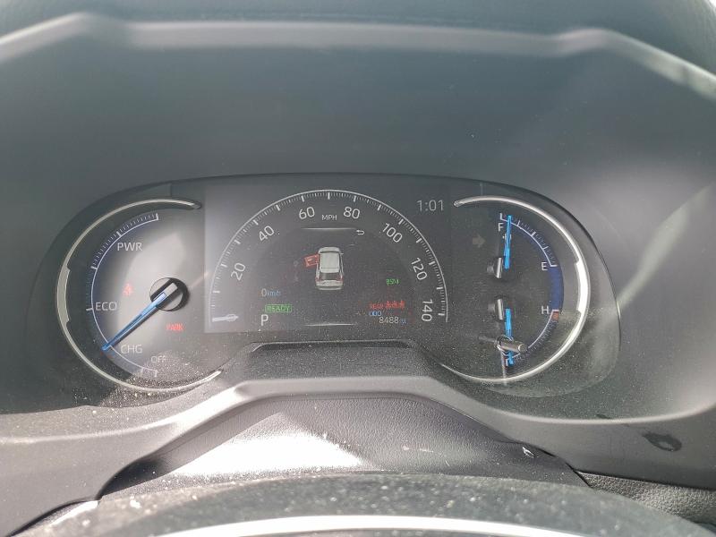 Фото 9 - TOYOTA RAV4