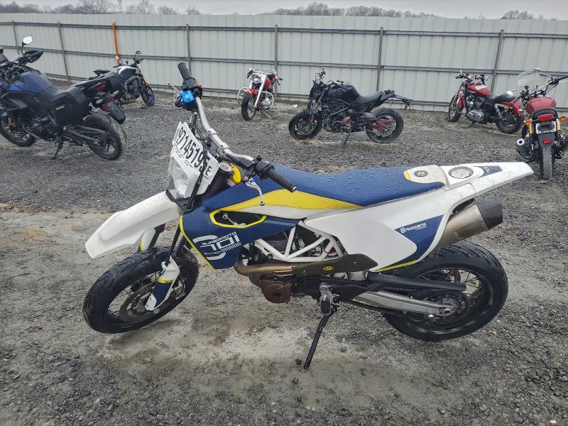 HUSQVARNA MOTORCYCLE 2017