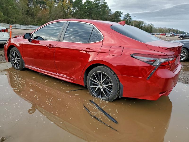 Фото 2 - TOYOTA CAMRY