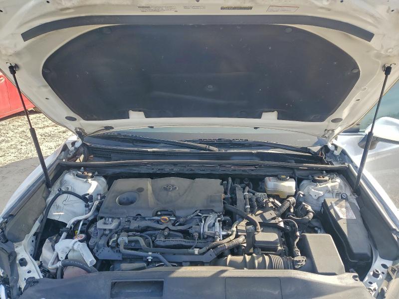 Фото 11 - TOYOTA CAMRY