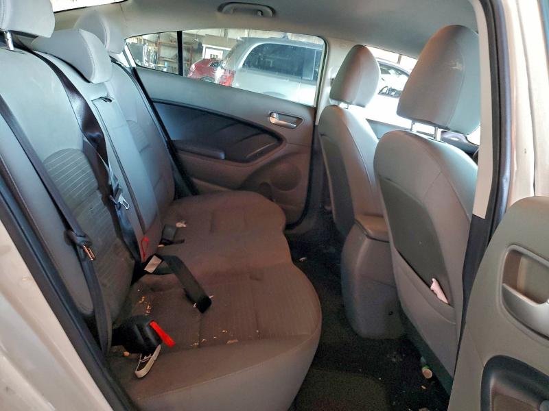 Фото 10 - KIA FORTE