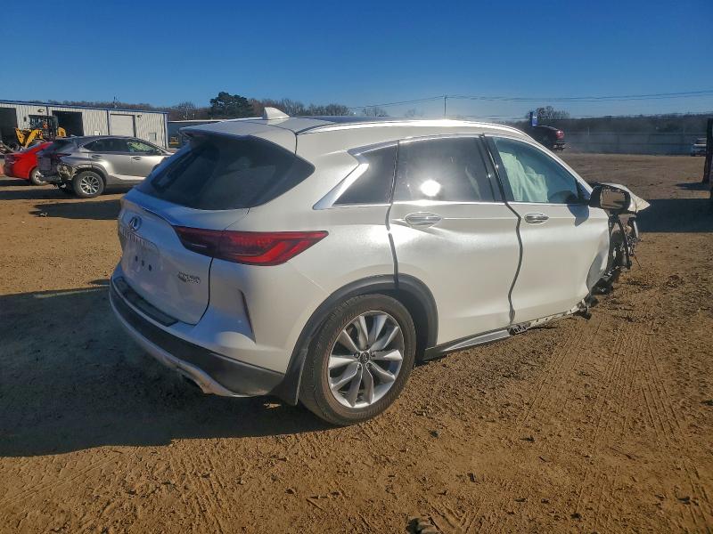 Фото 3 - INFINITI QX50